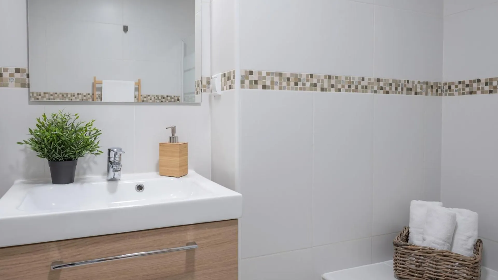 Apartment Mrs Apartamento En Gran Via De Colon Parking Granada